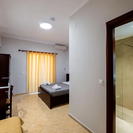 Milo 3* Ksamil